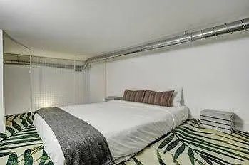 Likeahotel - Le Prince-Arthur Montreal Hotel